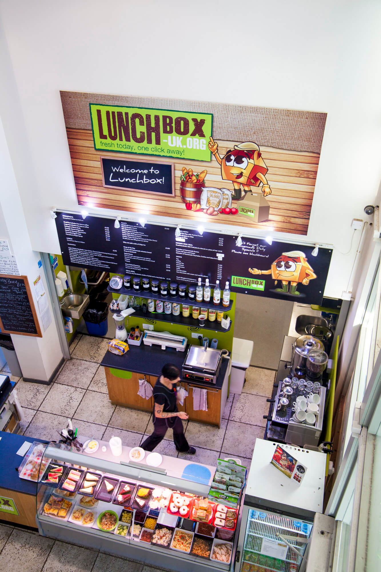 LUNCHBOX Cafe